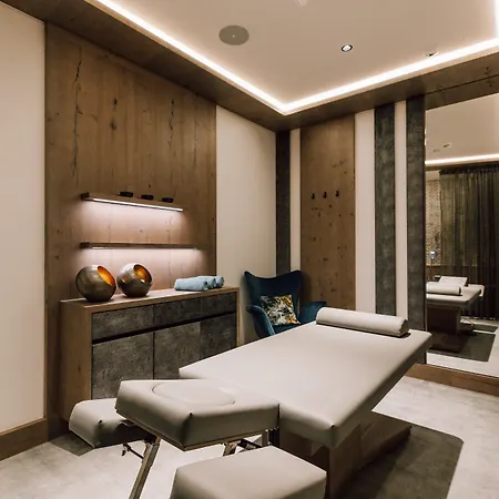 Gabi Hotel 4*